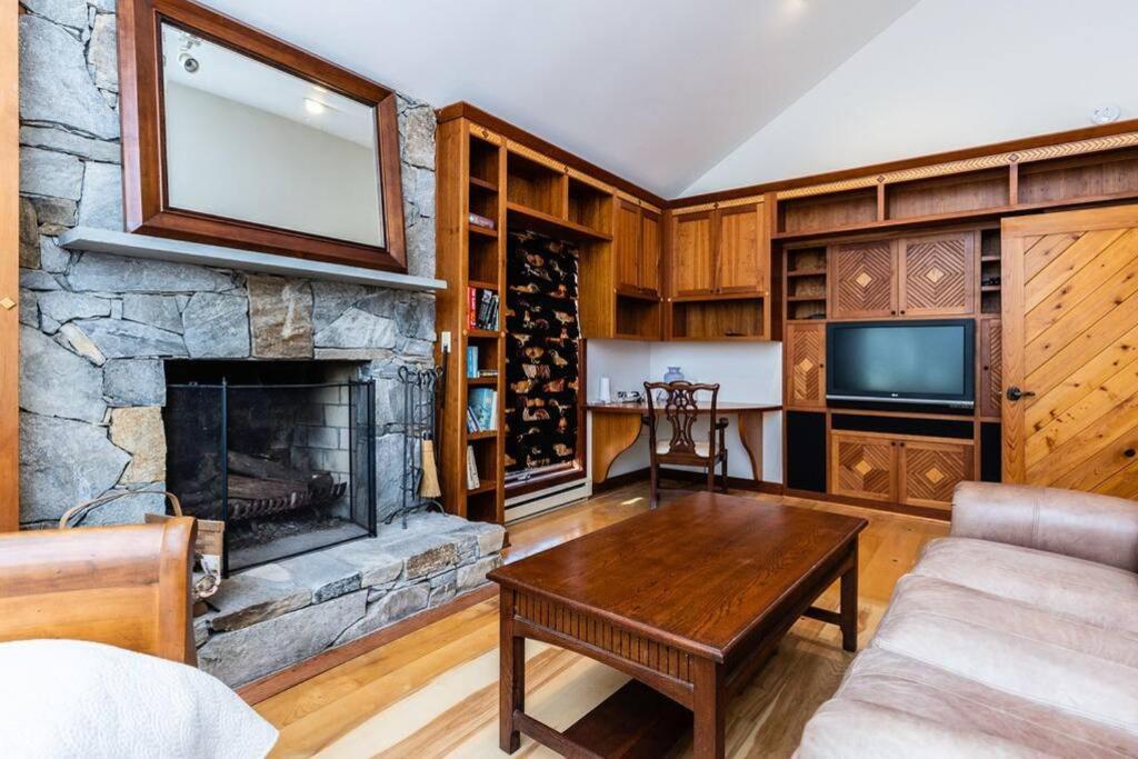 7Th Hole Chalet At Wintergreen Resort Hot Tub, Sauna & 3 Fireplaces Экстерьер фото